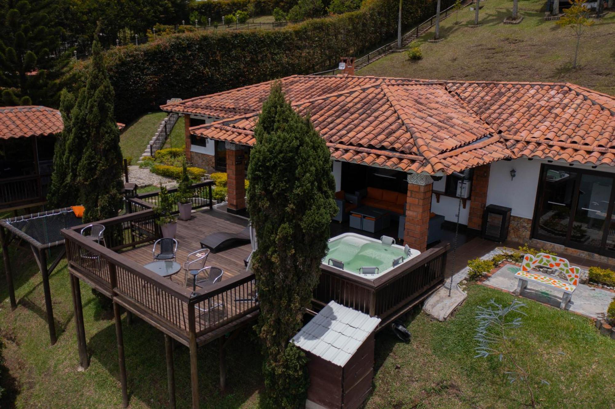 Вилла Casa Campestre Montecarlo Guatape- Desayuno A Pareja Экстерьер фото